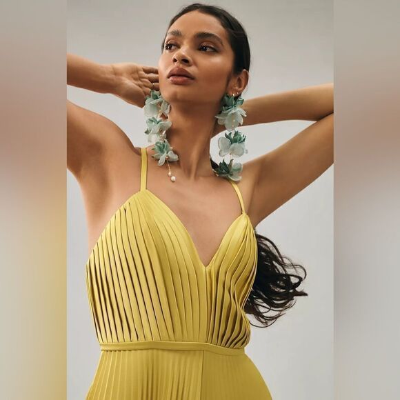 Anthropologie Ieena for Mac Duggal Pleated Wide-Leg Jumpsuit / Size 4 - Picture 6 of 11